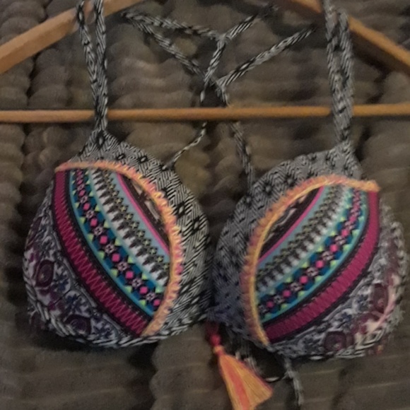 Brand new bakini top - Picture 2 of 6